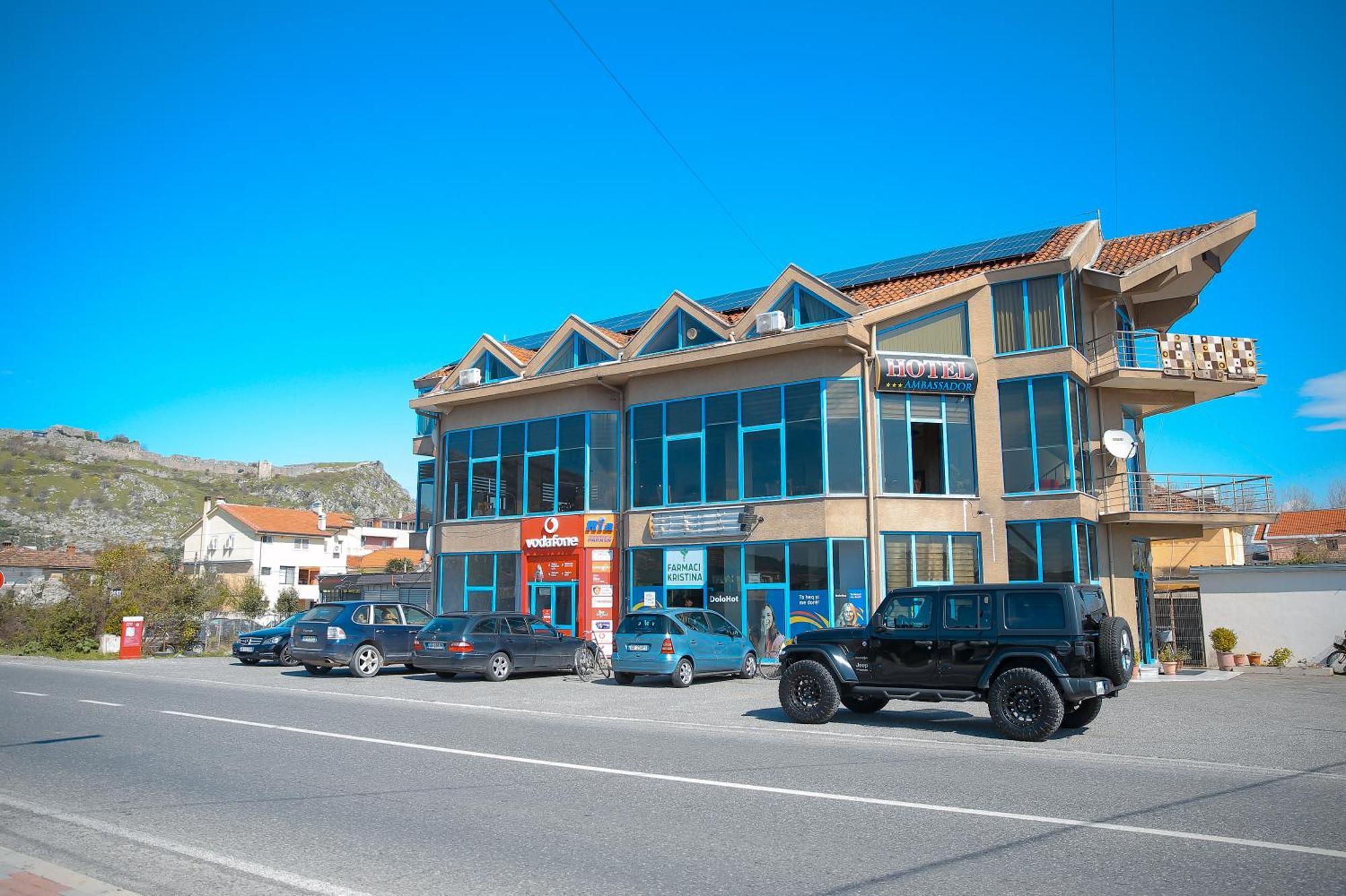 Hotel Ambasador Bahçallëk Esterno foto